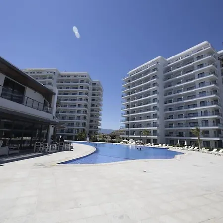 Ivy Sea View Apartment *