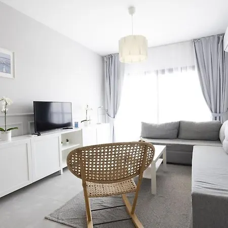 Ivy Sea View Apartment
