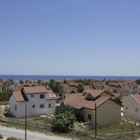 Ivy Sea View Apartment